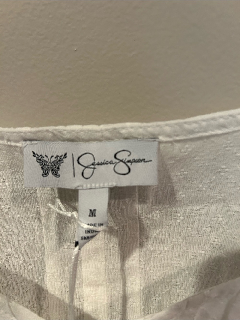 NWT Jessica Simpson White Eyelet Cotton Ruffled Sleeve top, size Med - Picture 2 of 4